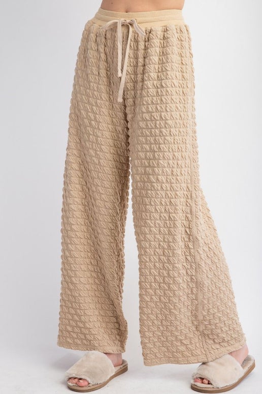 PUFF TEXTURED POLY HACCI PANTS