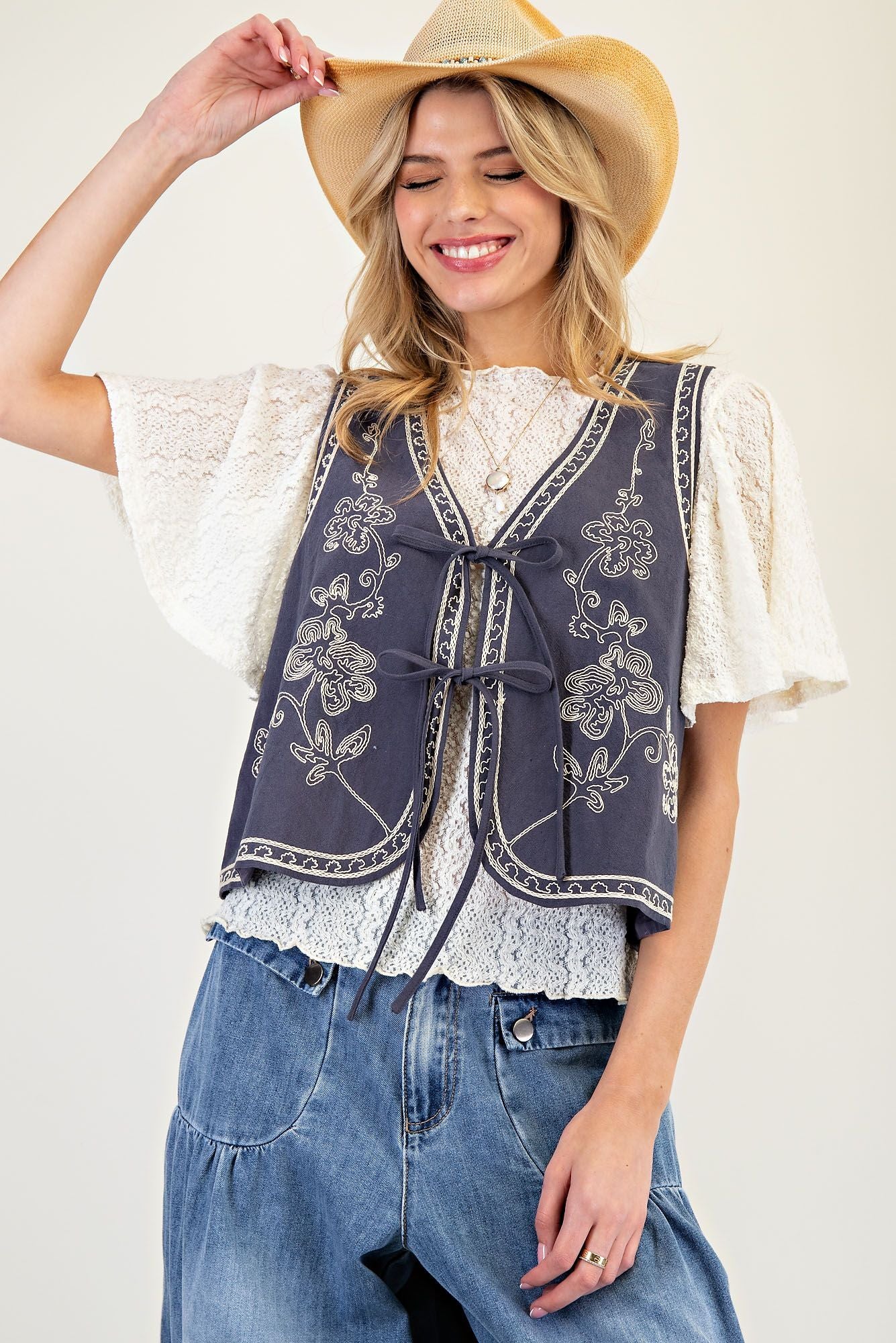 Embroidery Detailed Vest