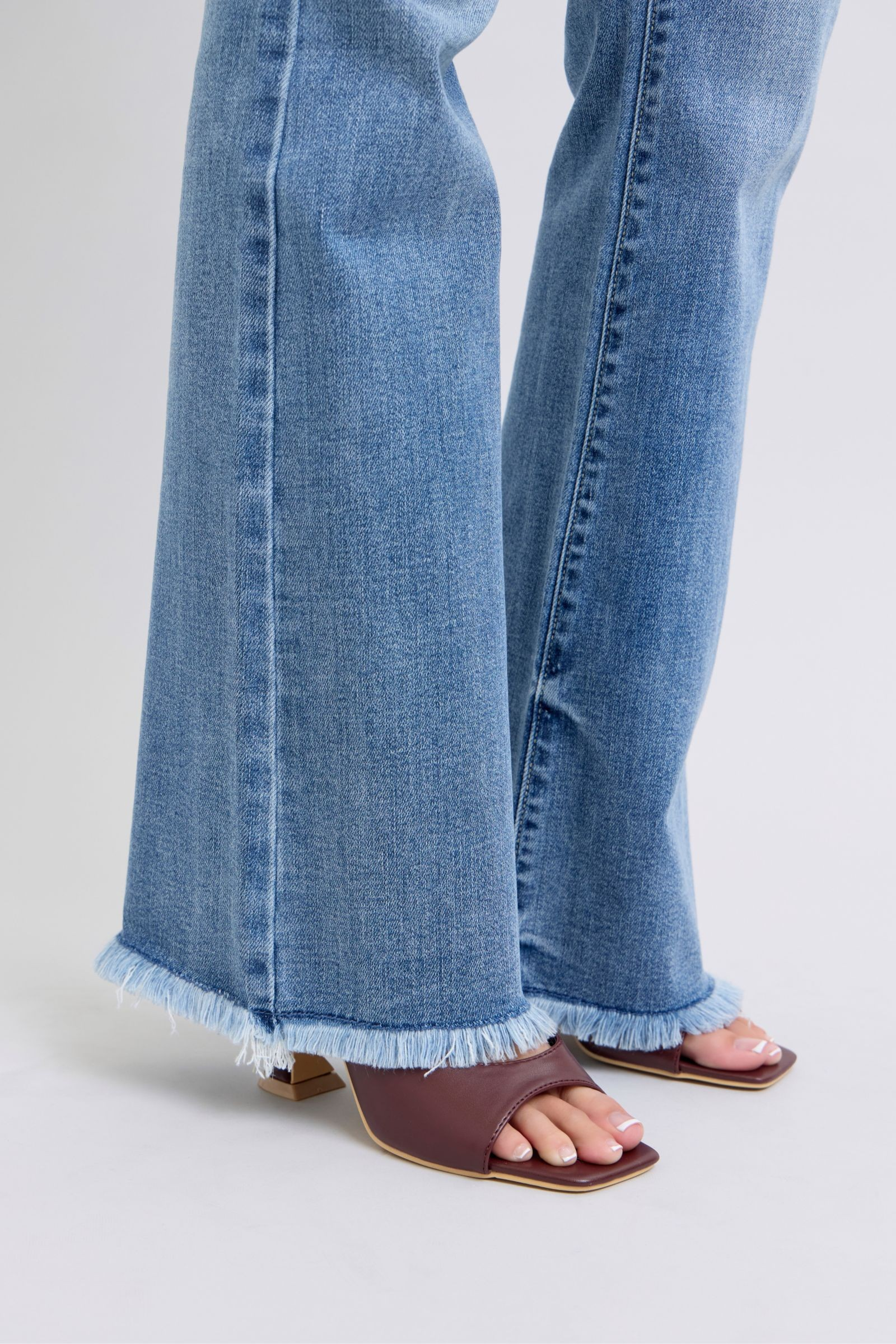 HW Bootcut with Fray Hem