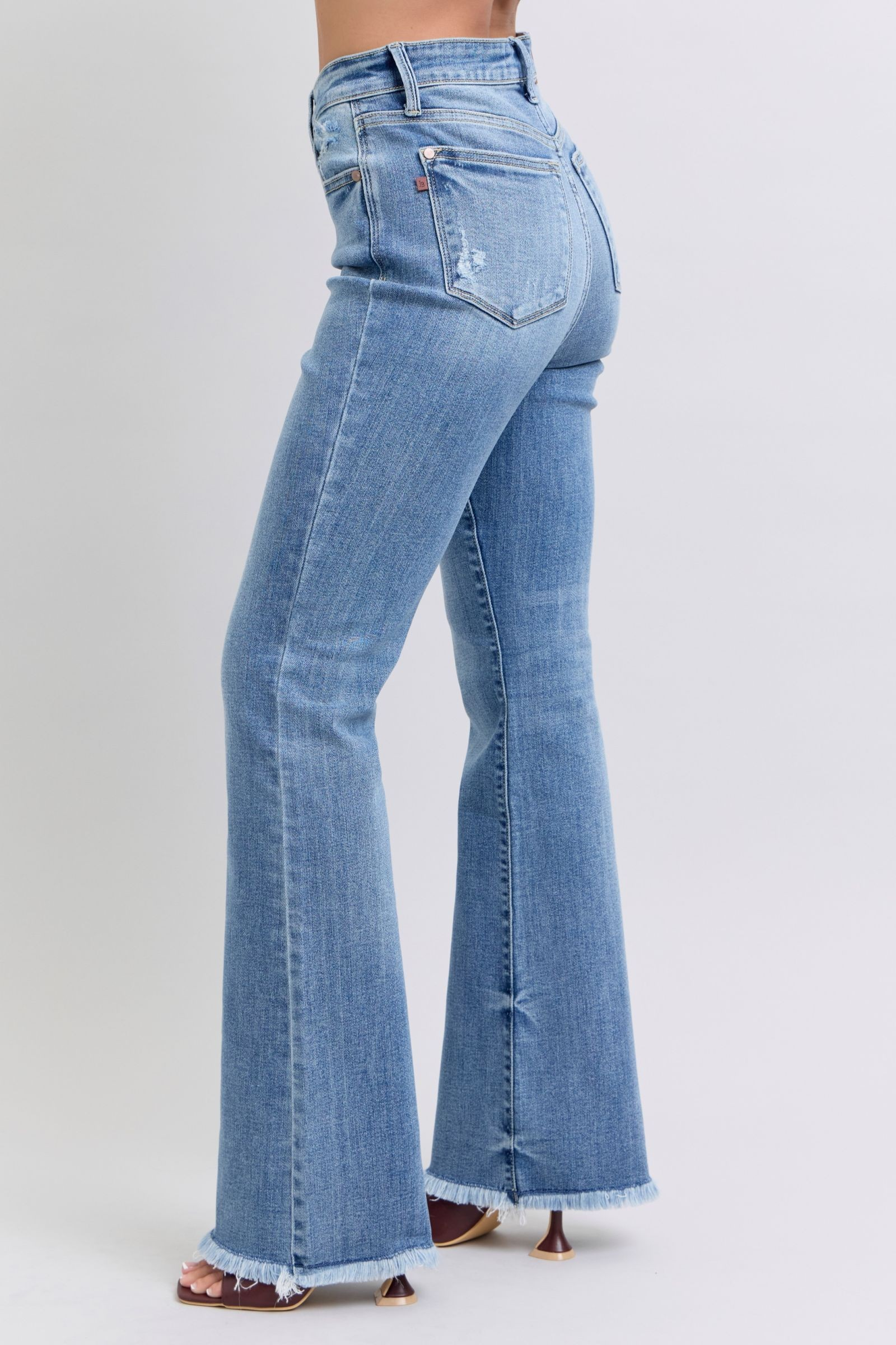 HW Bootcut with Fray Hem