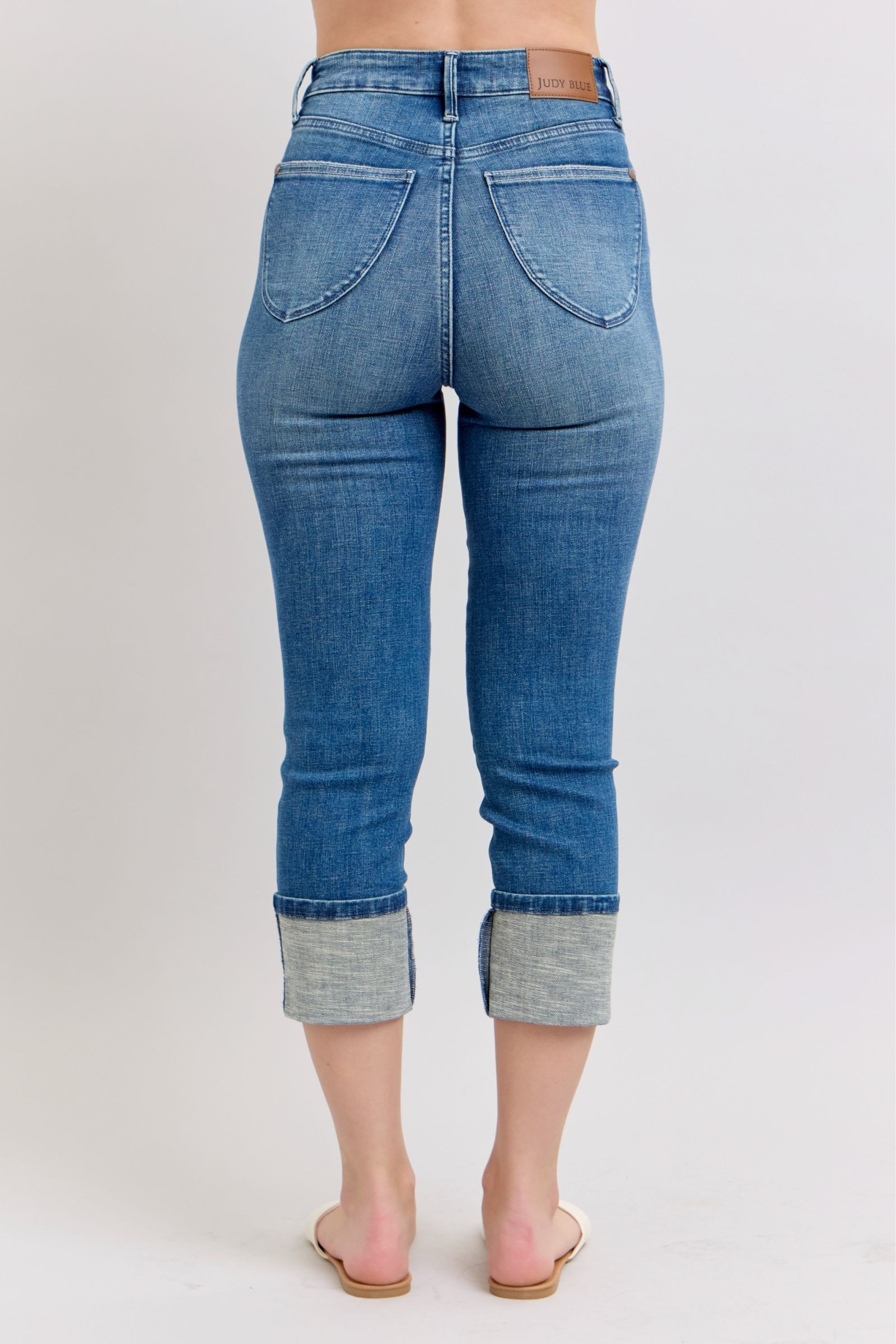 High Waist Tummy Control Back Shield Pockets & Cuff Capri