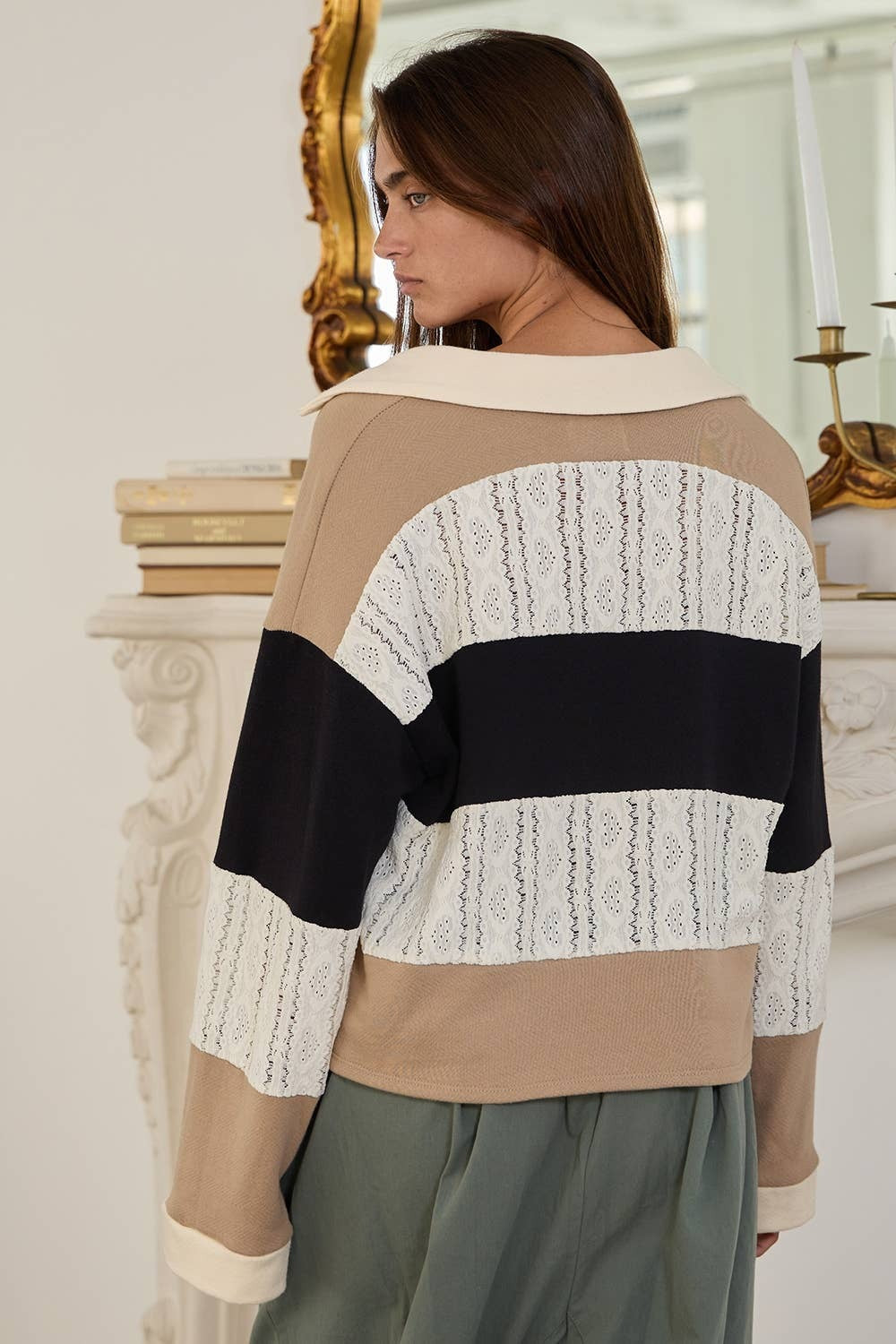 Color Block Stripe Spread Neck Collared Crop Top