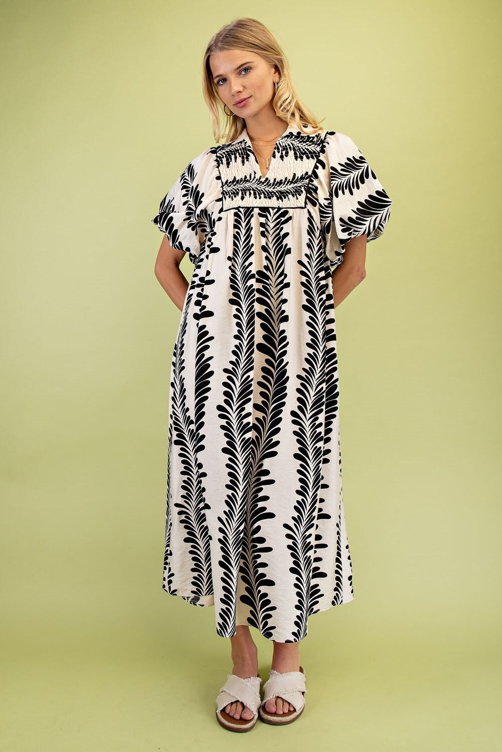 Printed Short Puff Sleeve Midi Dress