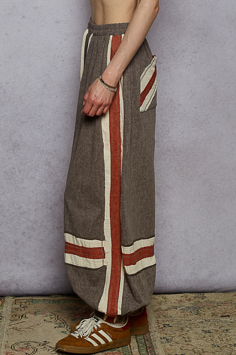Relaxed Fit Jogger Pants