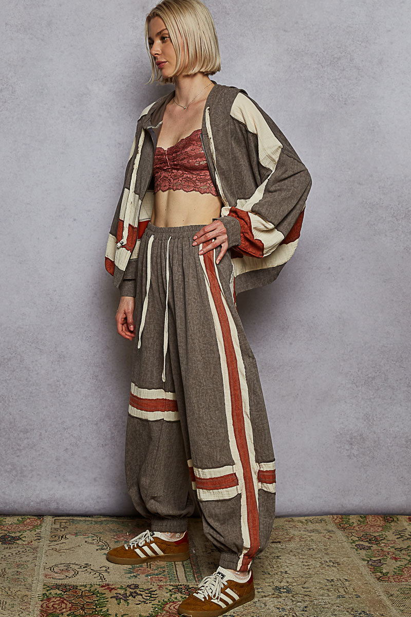 Relaxed Fit Jogger Pants